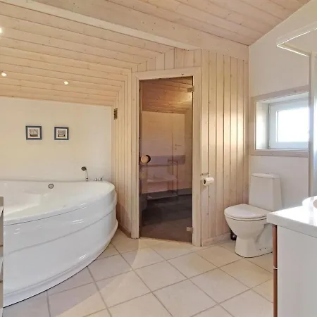 Holiday home Eyvin - 100m From The Sea In Nw Jutland By Interhome Lokken