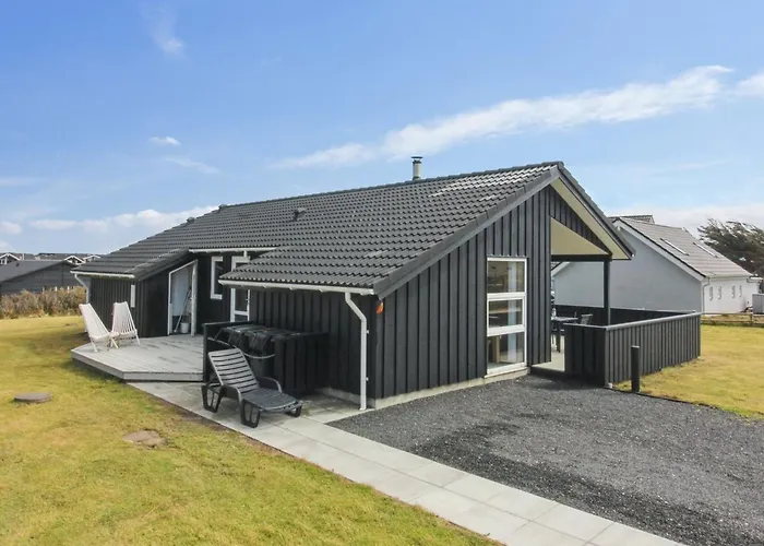 Nyaraló Eyvin - 100m From The Sea By Interhome *